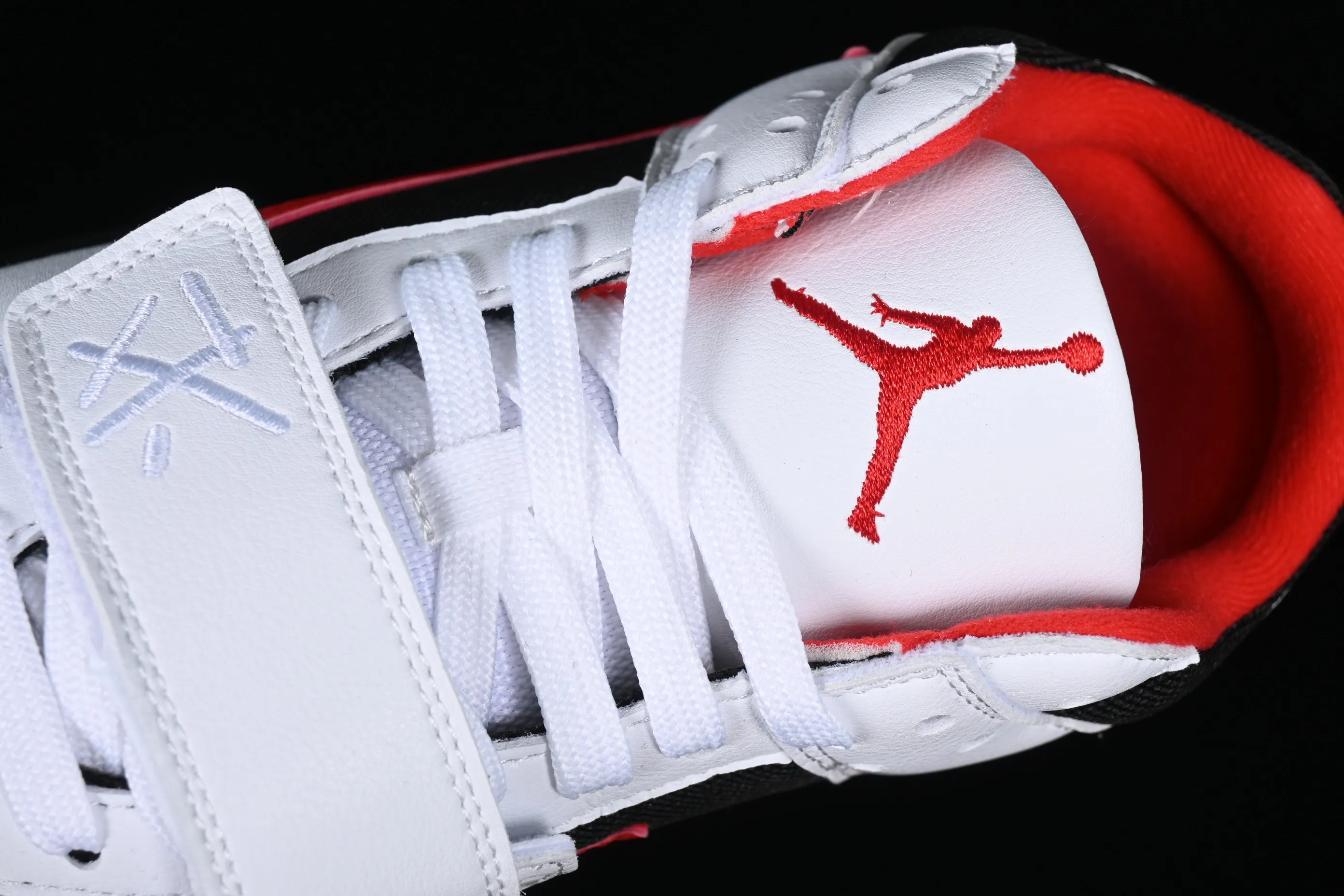 All Categories Air Jordan Jordan Series Basketball Shoes Air Jordan 1 Low Travis Scott x Jordan Cut The Check AJ1 Joe 1 Hook Velcro Fashion Basketball Shoes FZ8117-407